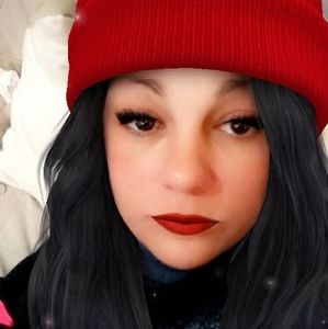 Meet your Posher, Bobbie